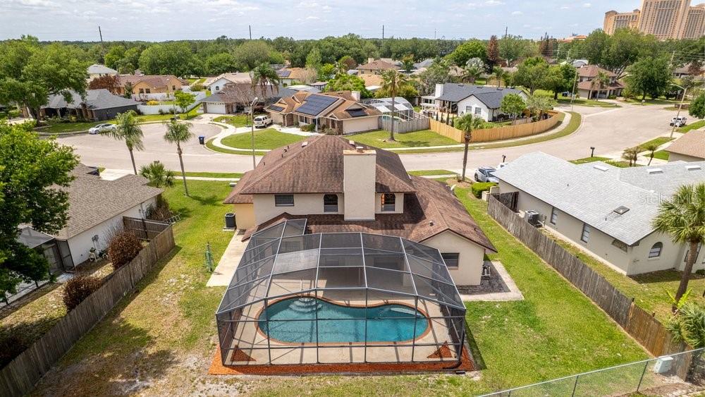 WHISPER LAKES - Residential