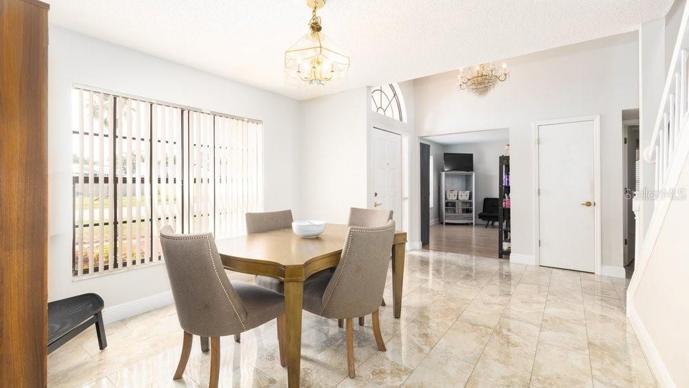 WHISPER LAKES - Residential