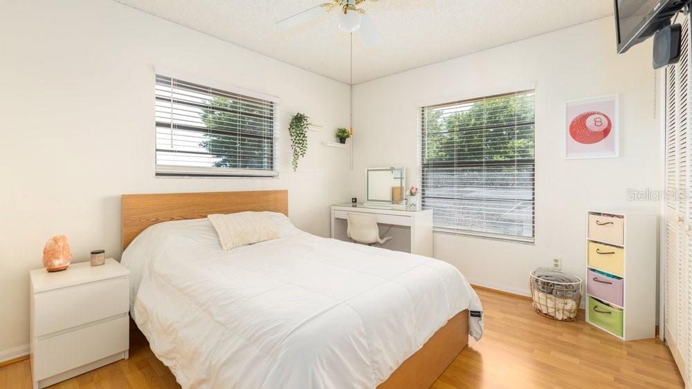 WHISPER LAKES - Residential