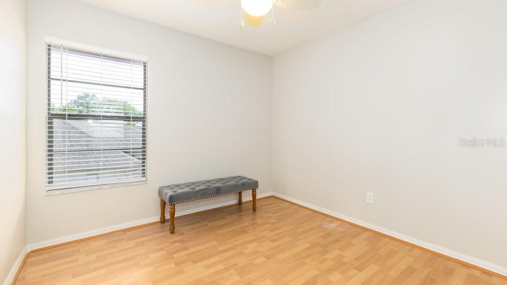 WHISPER LAKES - Residential