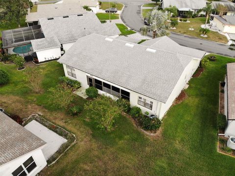 A home in LAKELAND