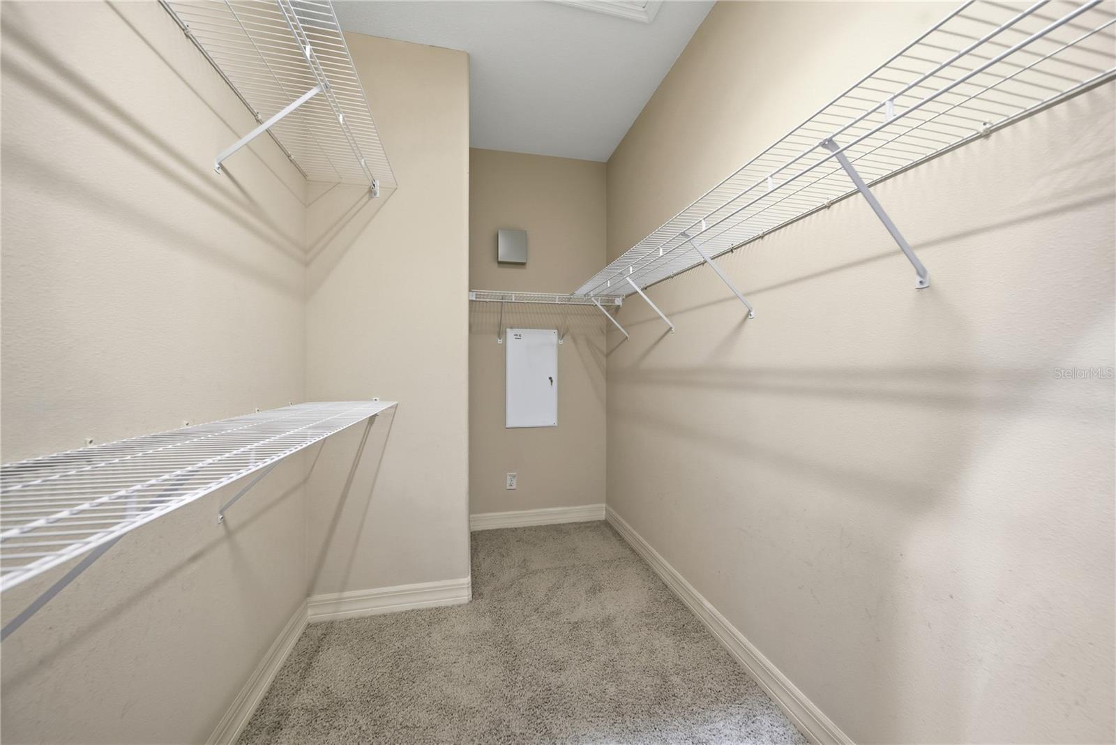 BASSET CREEK ESTATES PH 1 - Residential Lease