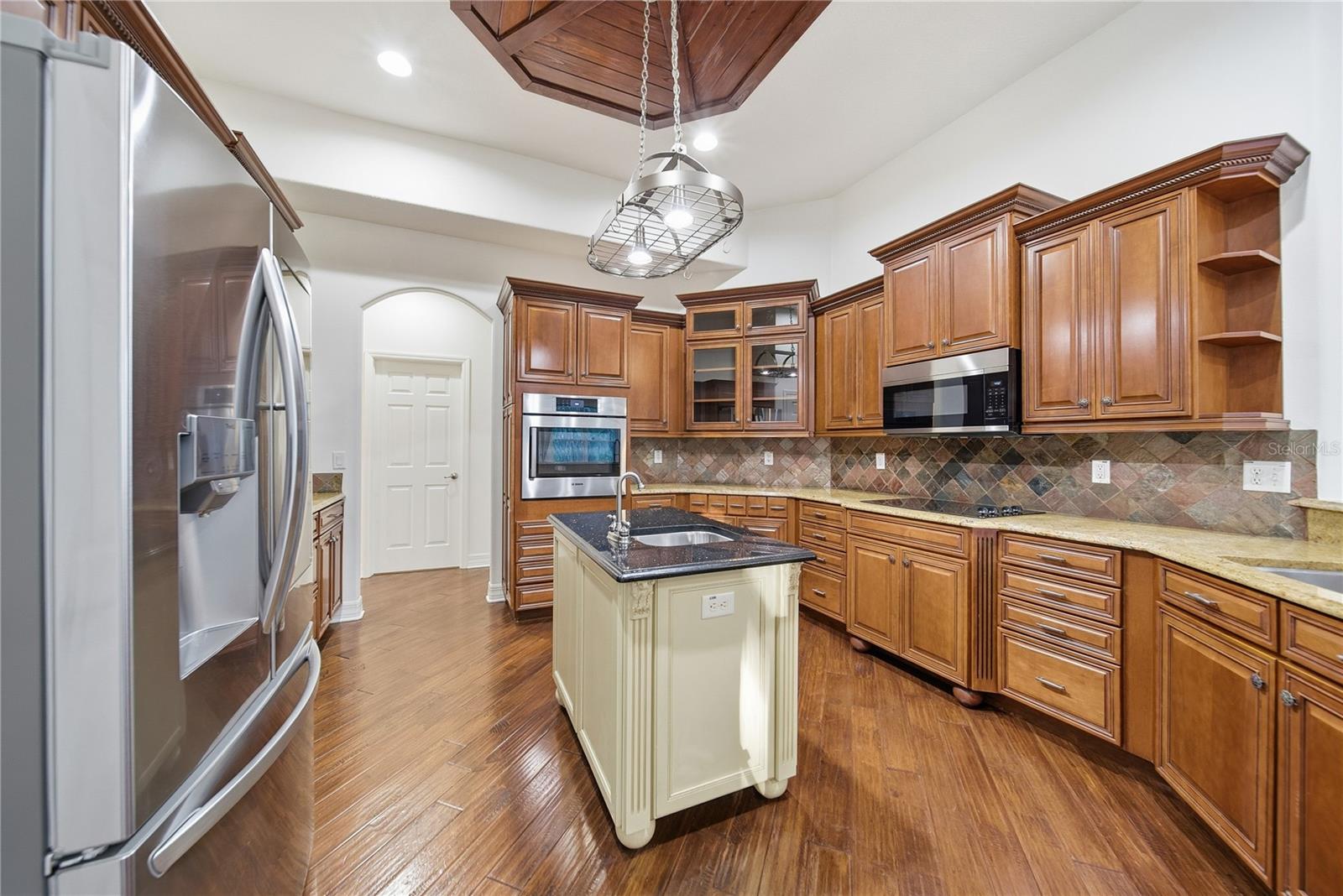 BASSET CREEK ESTATES PH 1 - Residential Lease