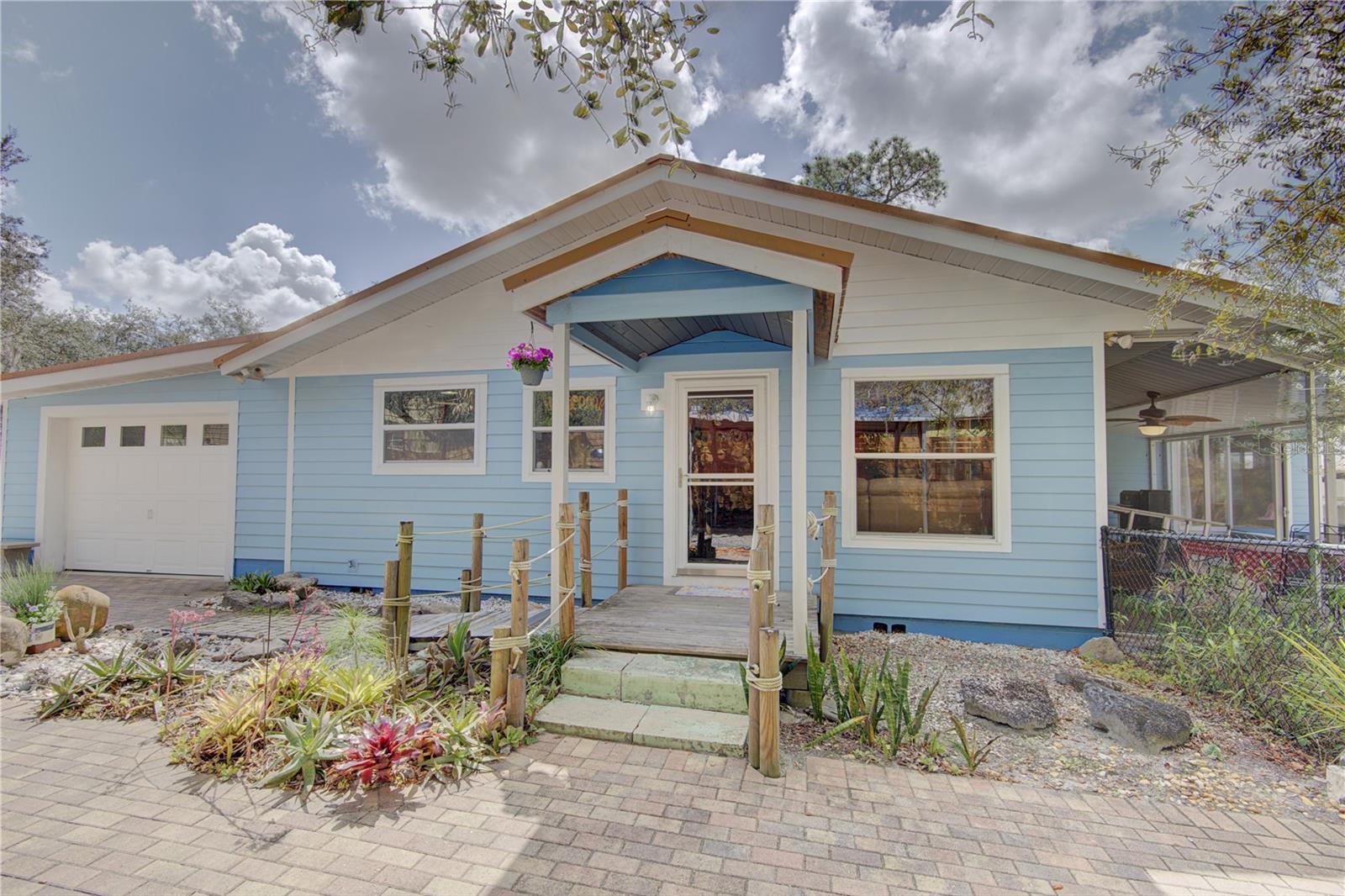 LAND O LAKES UNIT 02 - Residential