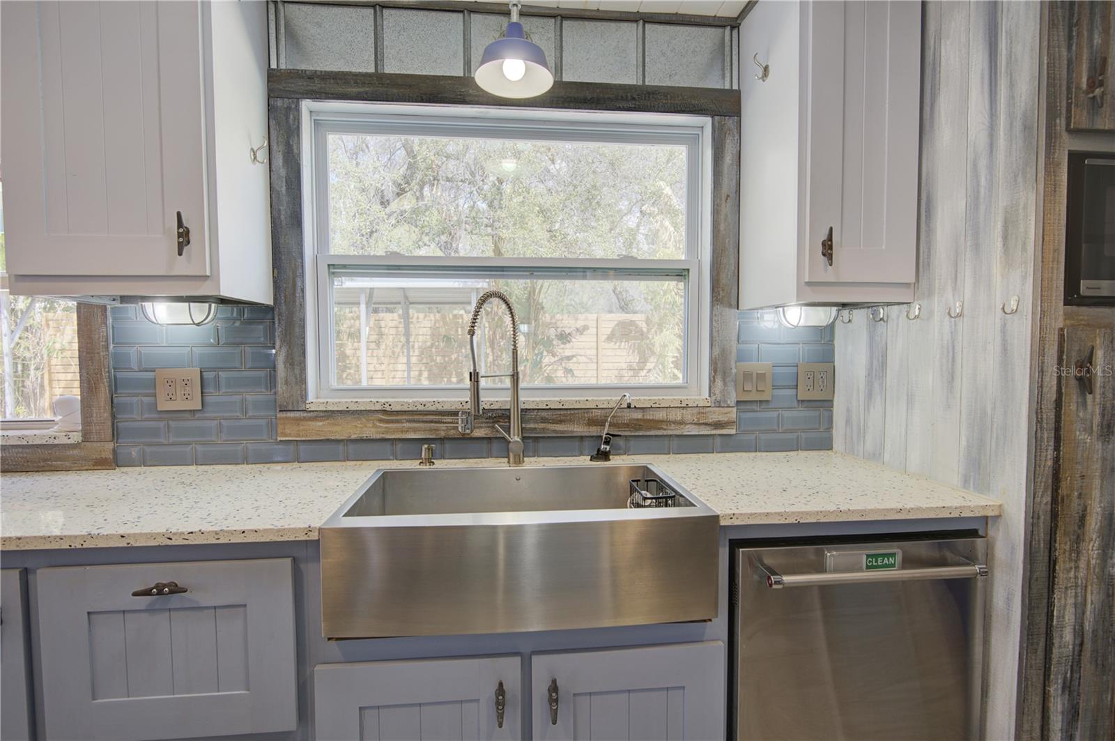 LAND O LAKES UNIT 02 - Residential