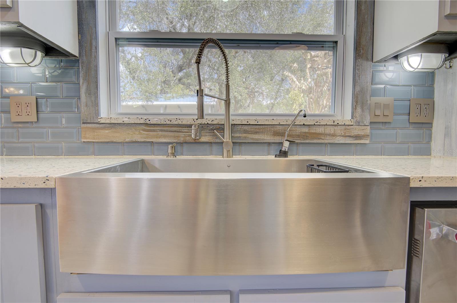 LAND O LAKES UNIT 02 - Residential