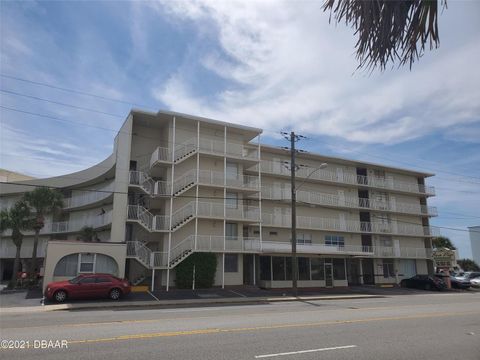 Condominium in DAYTONA BEACH FL 1233 ATLANTIC AVENUE 23.jpg