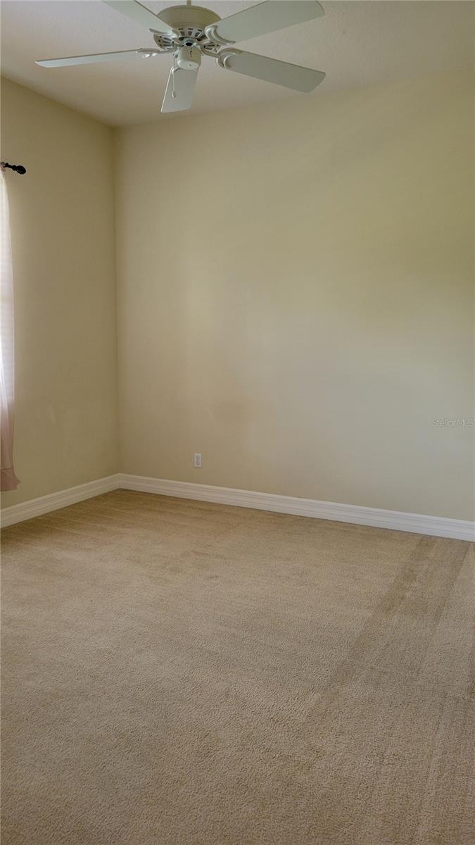 HAMMOCKS UNIT 1 - Residential Lease