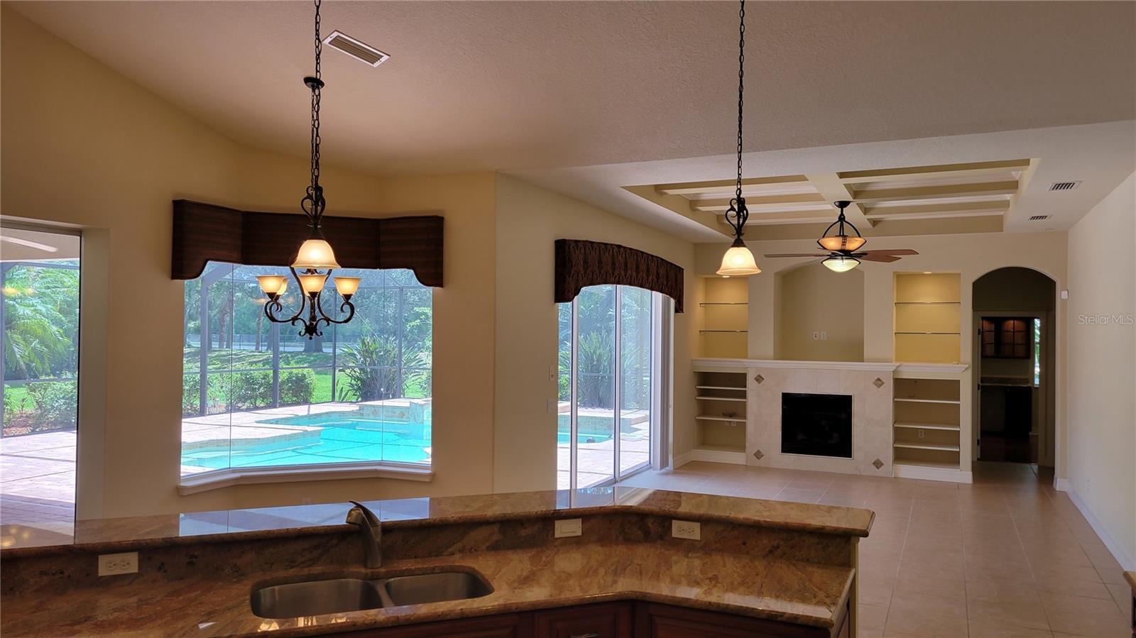 HAMMOCKS UNIT 1 - Residential Lease