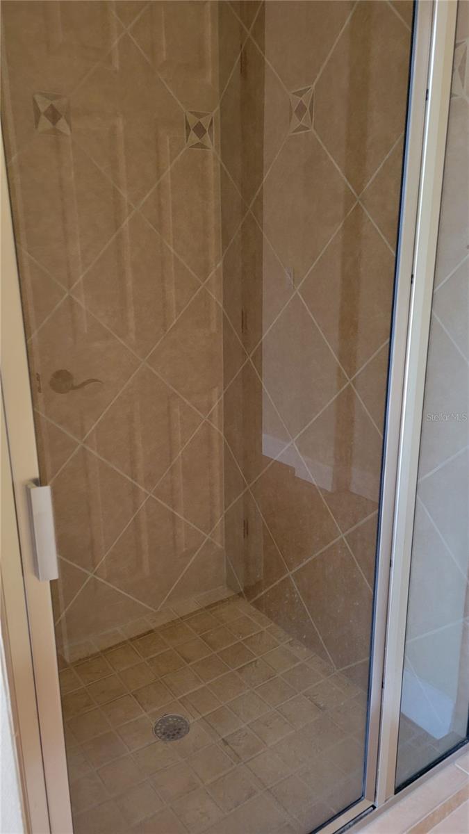 HAMMOCKS UNIT 1 - Residential Lease