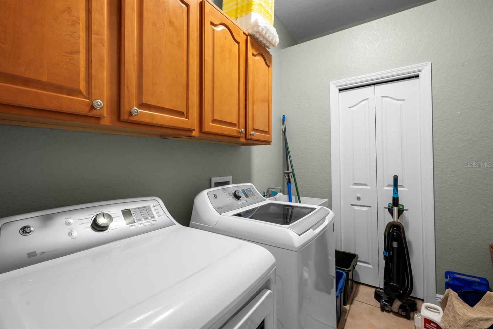 SPRING HILL UNIT 10 - Residential