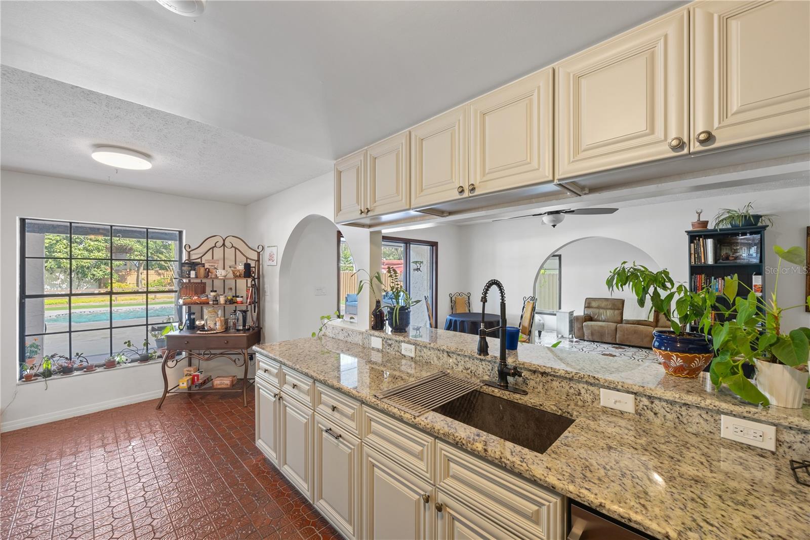 TEMPLE TERRACE ESTATES REP - Residential