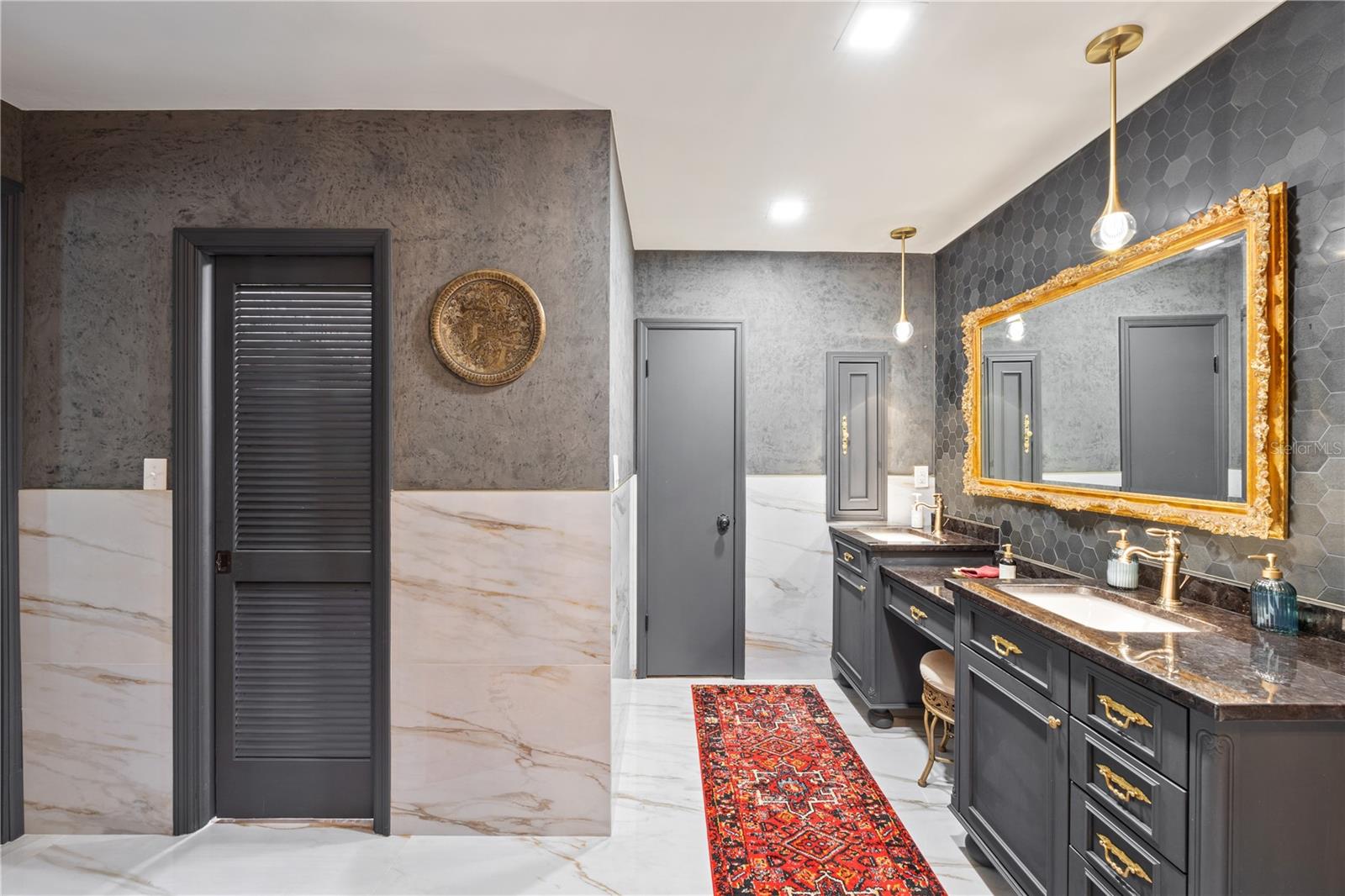 TEMPLE TERRACE ESTATES REP - Residential