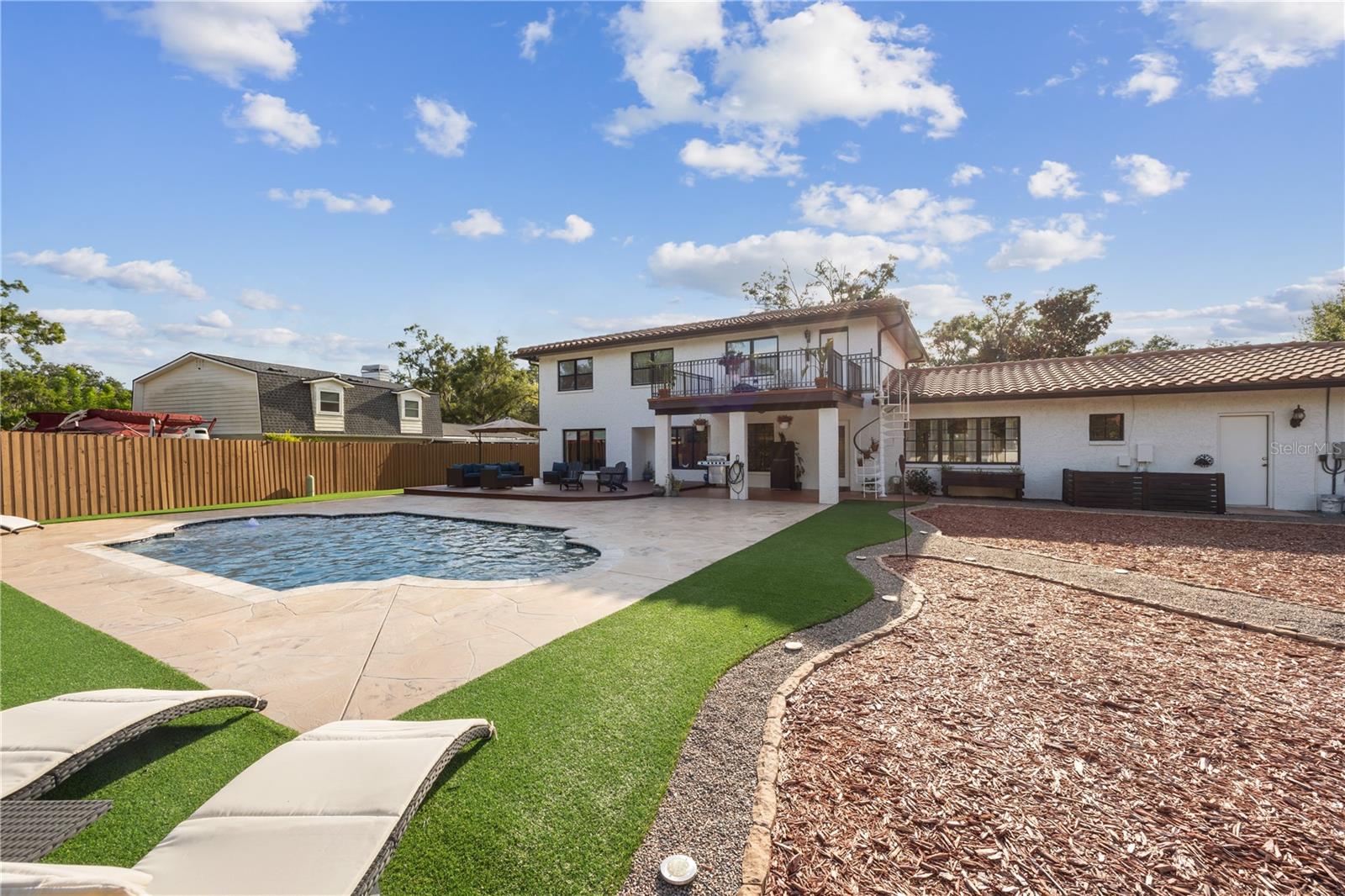 TEMPLE TERRACE ESTATES REP - Residential