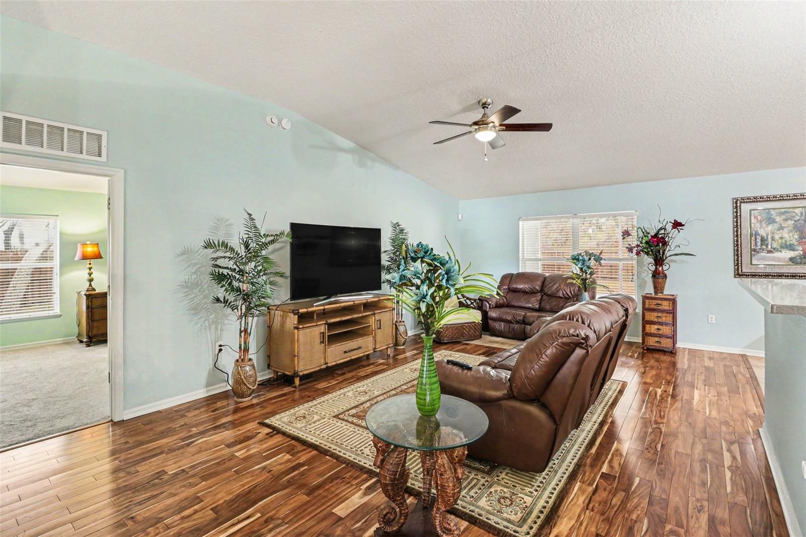 TRAILS-UNIT 3 - Residential