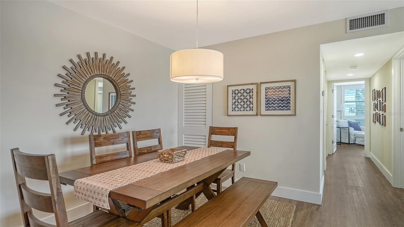 ISLANDER CLUB OF LONGBOAT - Residential