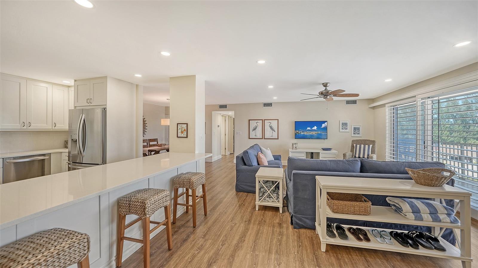 ISLANDER CLUB OF LONGBOAT - Residential