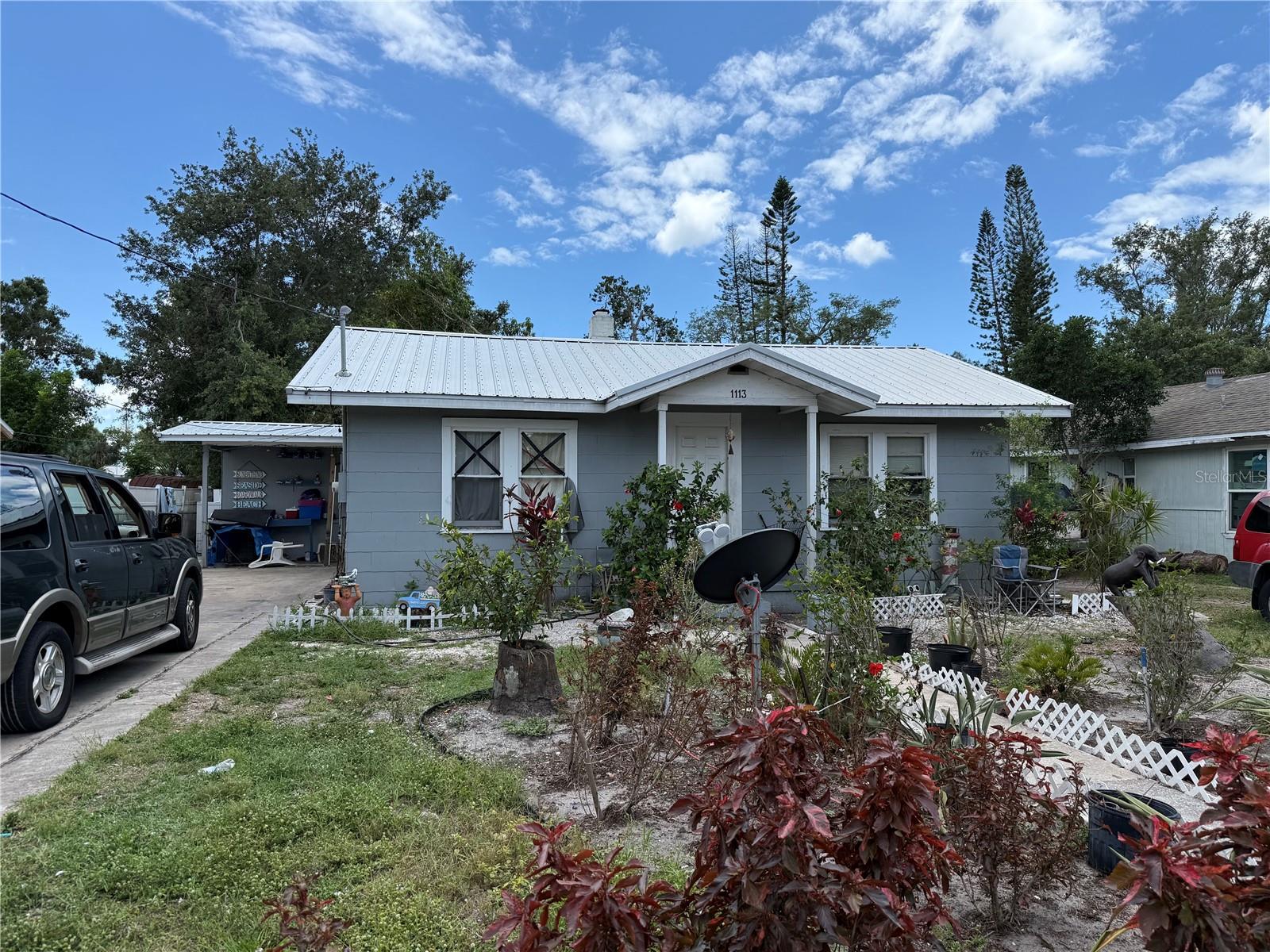 1113 23RD AVENUE W