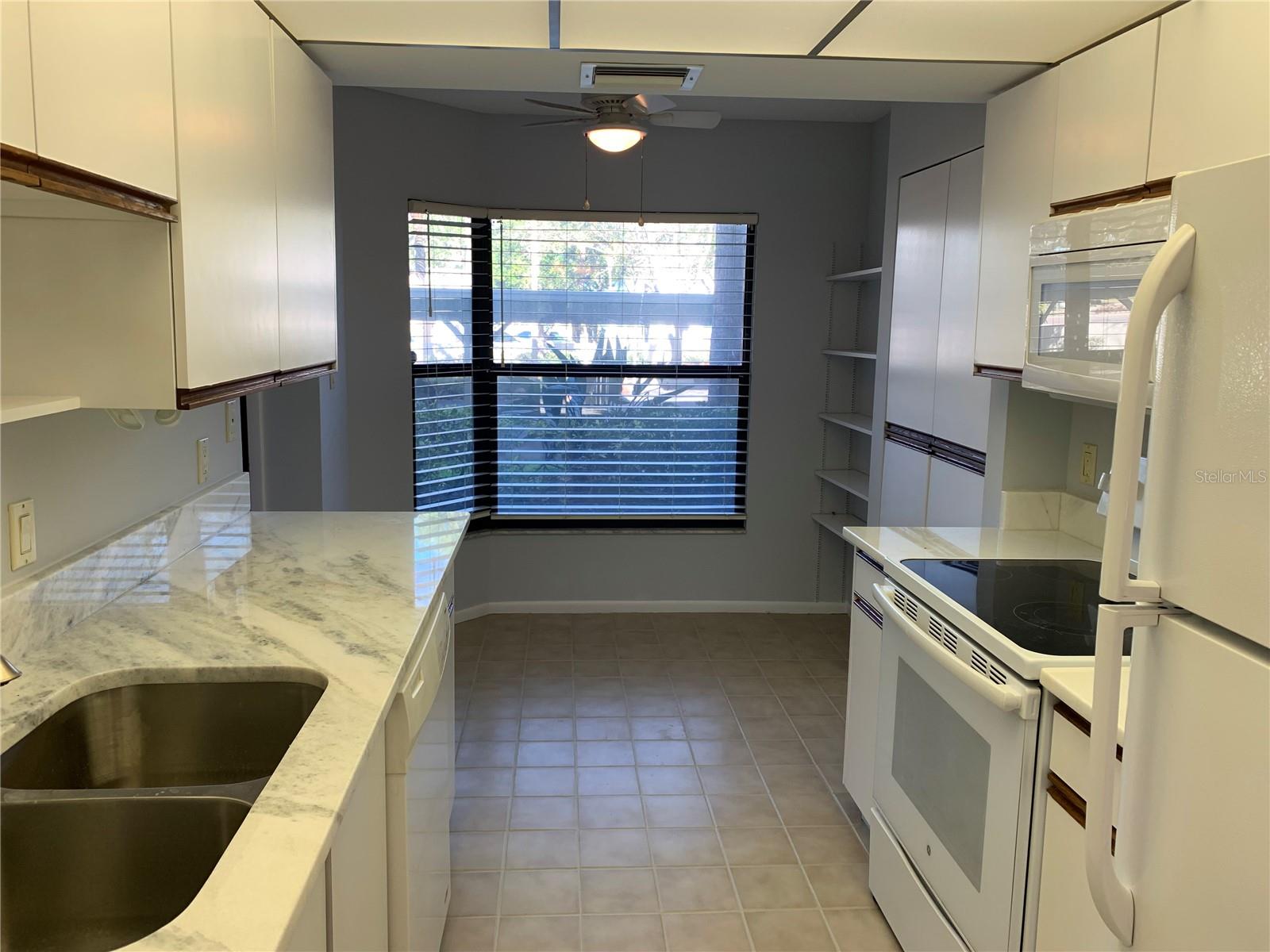 PASADENA COVE CONDO - Residential Lease