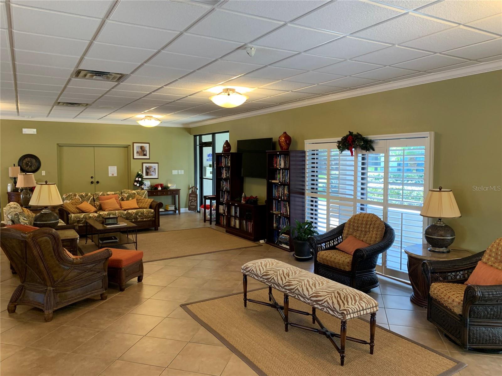 PASADENA COVE CONDO - Residential Lease