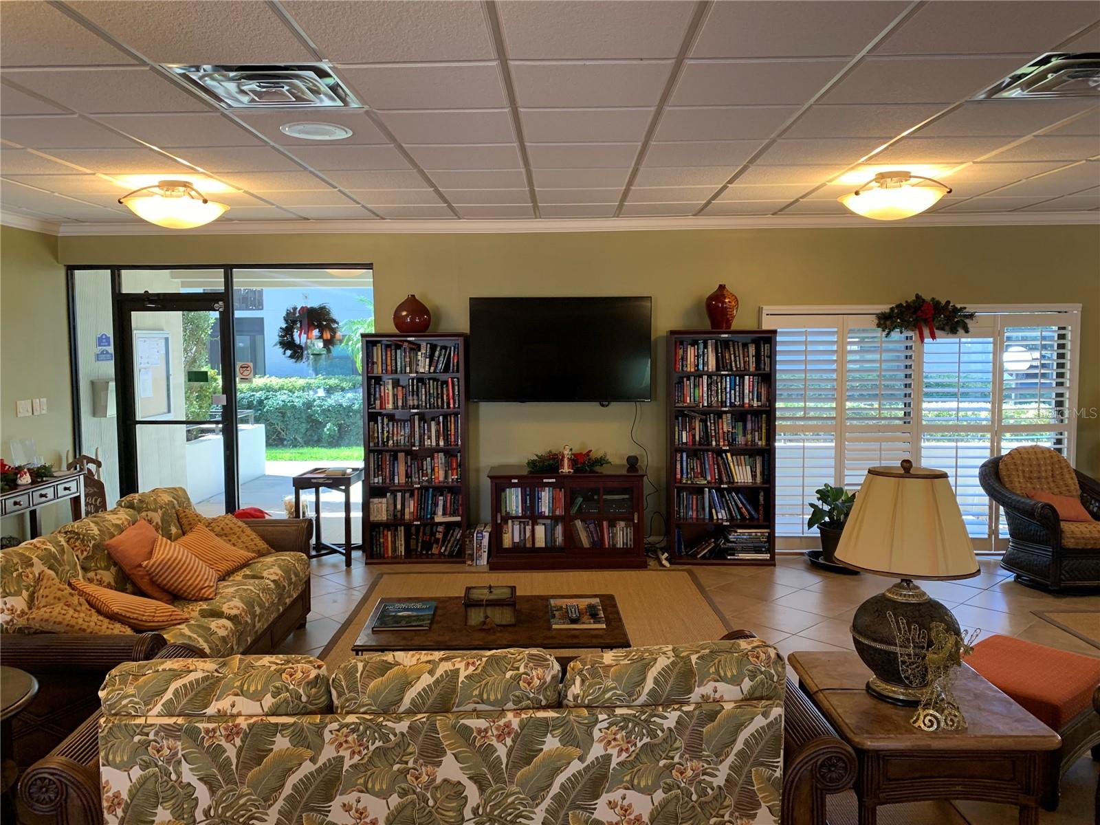 PASADENA COVE CONDO - Residential Lease