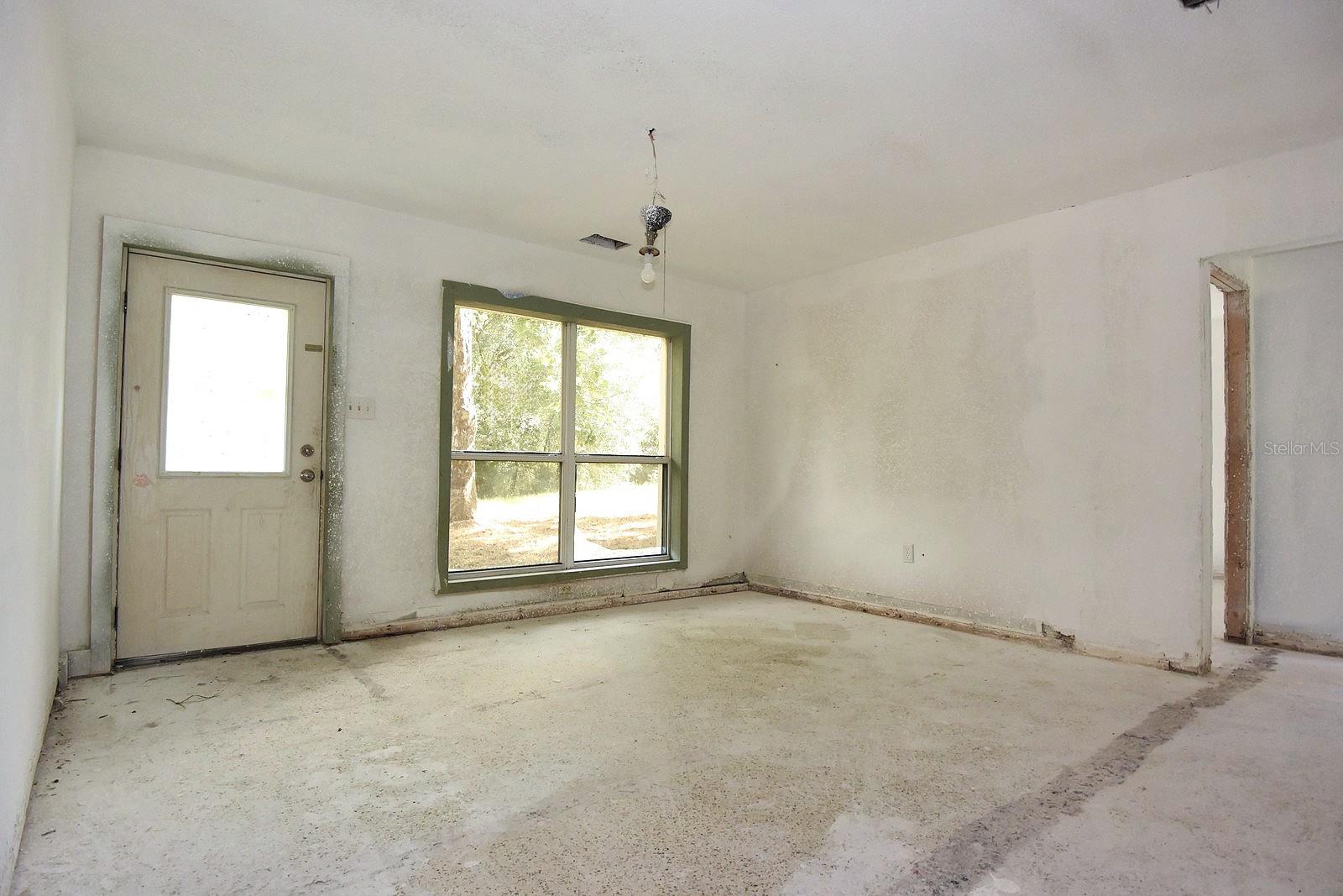 INVERNESS ACRES UNIT 01 AKA INVERNESS VILLAGE - Residential