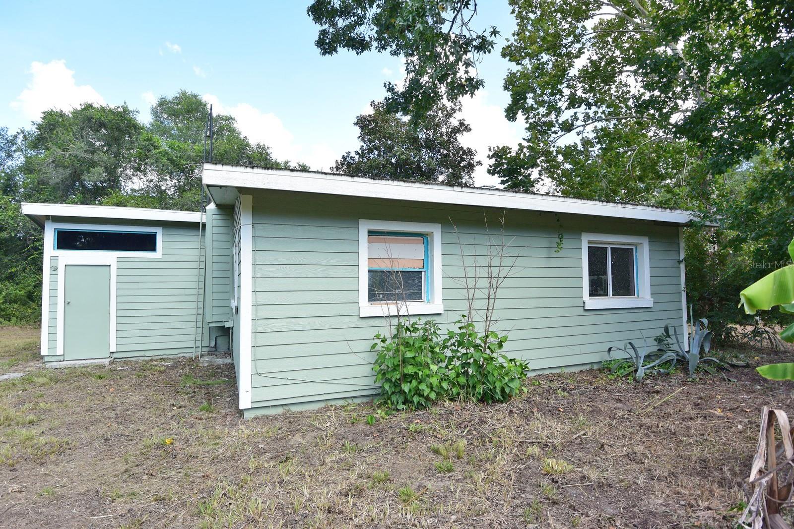 INVERNESS ACRES UNIT 01 AKA INVERNESS VILLAGE - Residential