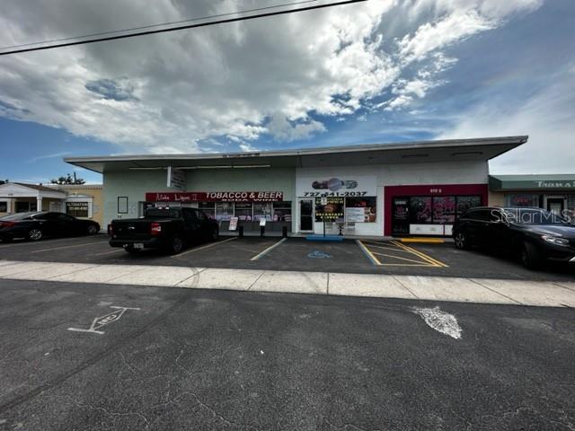 KENNETH CITY - Commercial Sale