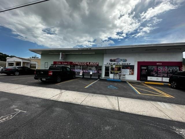 KENNETH CITY - Commercial Sale