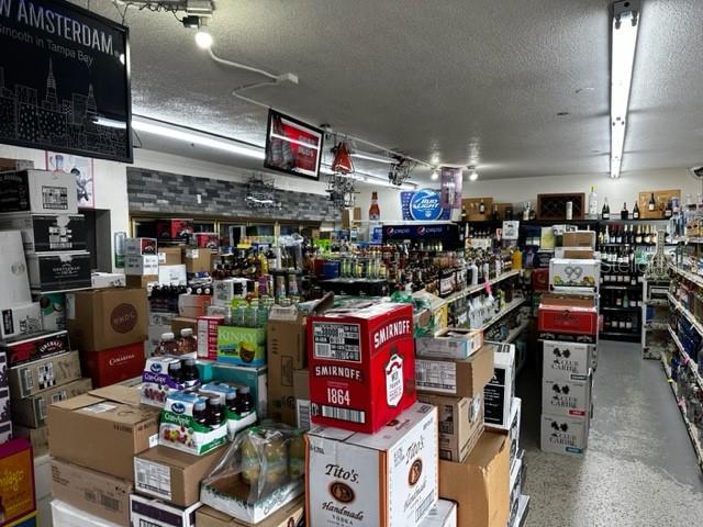 KENNETH CITY - Commercial Sale