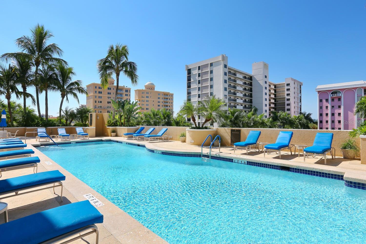 THE TOWER RESIDENCES - Residential