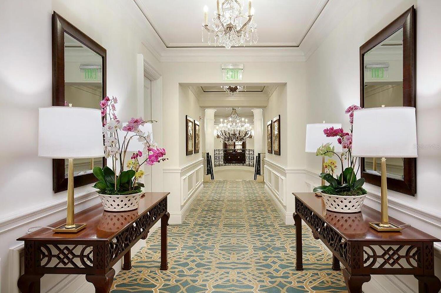 THE TOWER RESIDENCES - Residential