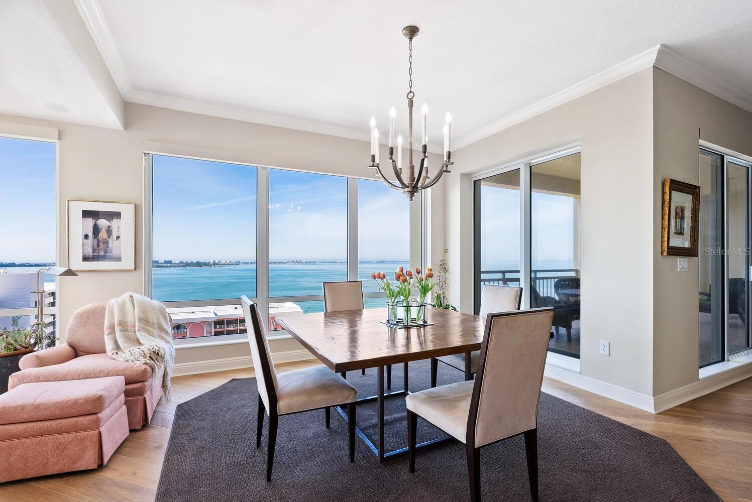 THE TOWER RESIDENCES - Residential