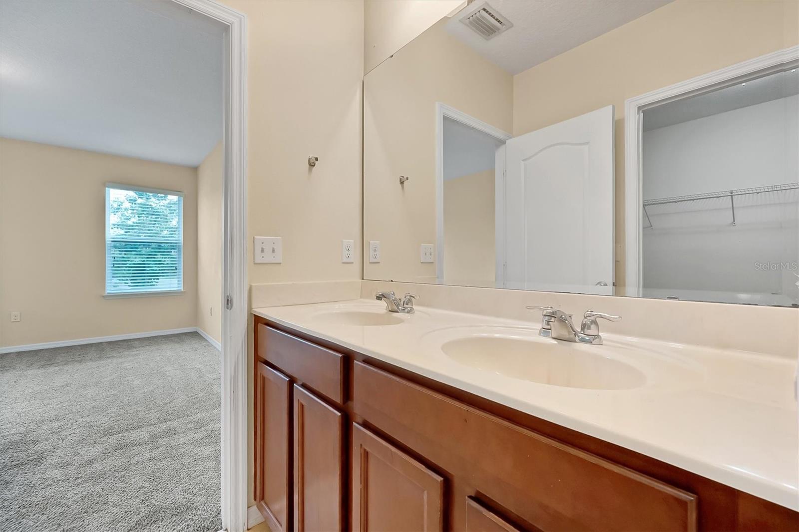 PATTERSON GROVES - Residential