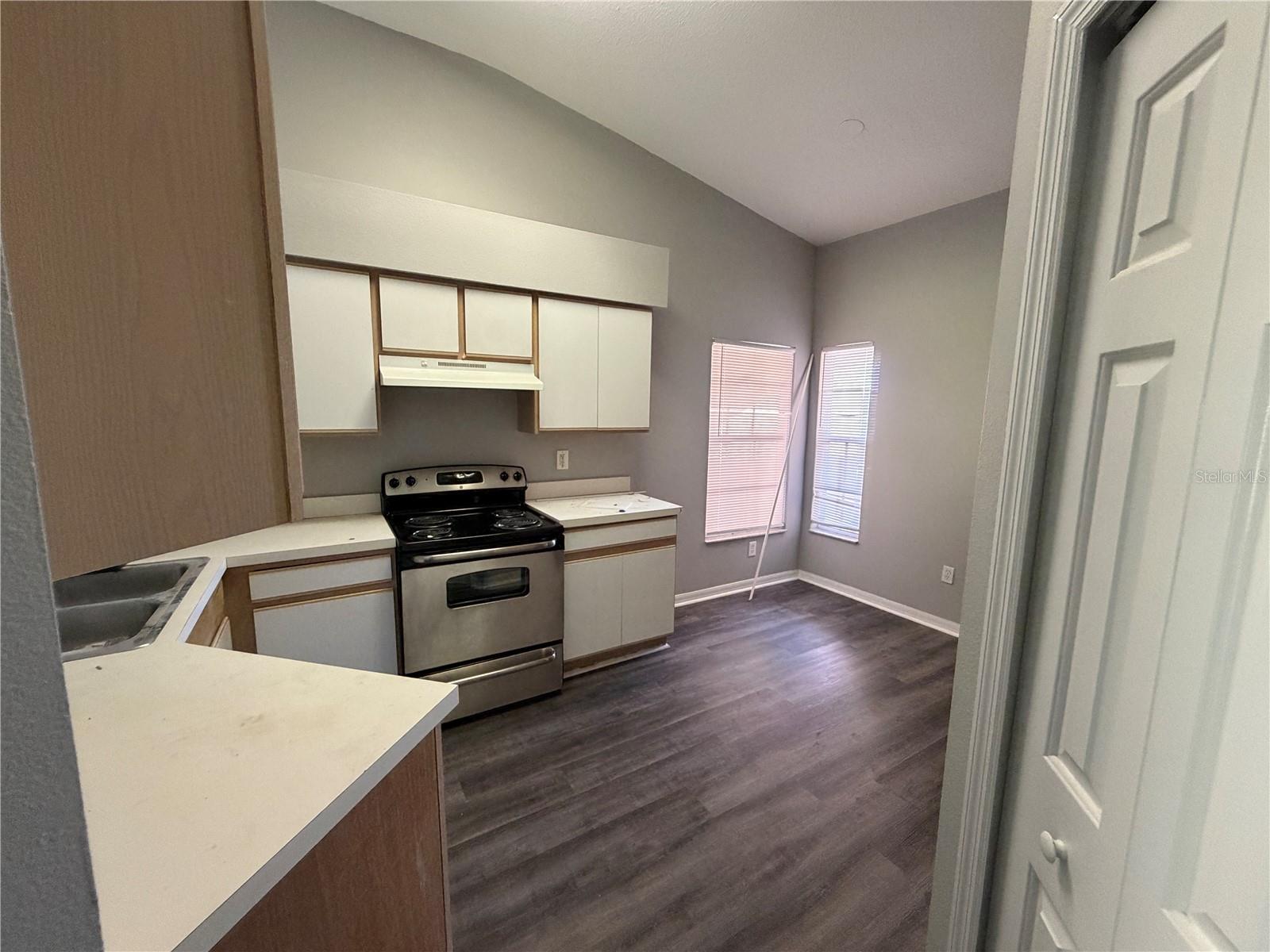 SUMMERFIELD VILLG 1 TRCT 38 - Residential Lease