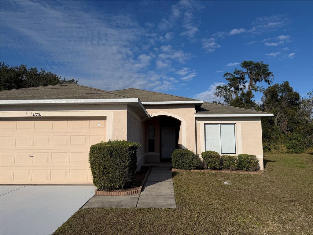 Photo of 11701 Brenford Crest Drive, Riverview, FL 33579 (MLS # TB8463308)