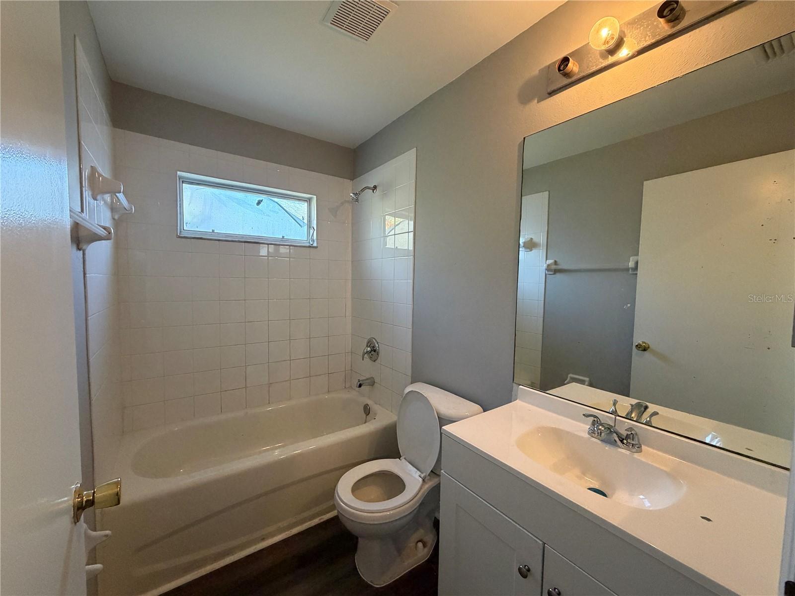 SUMMERFIELD VILLG 1 TRCT 38 - Residential Lease