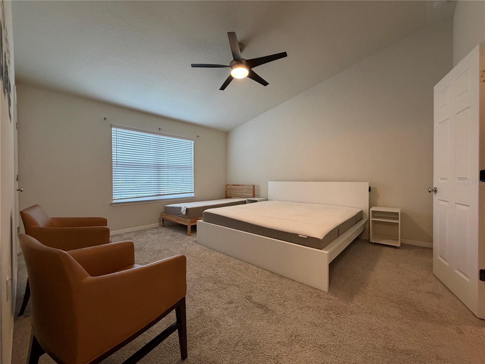 SOMERSET XINGS TR F REP - Residential