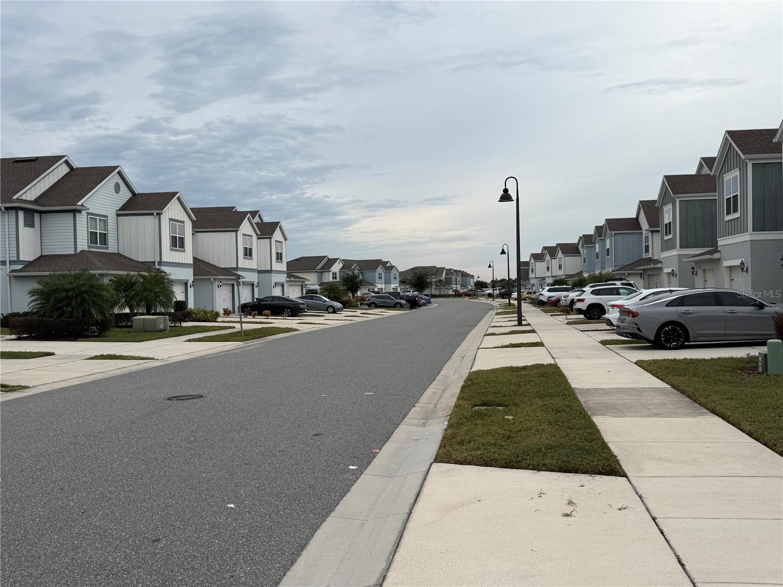 SOMERSET XINGS TR F REP - Residential