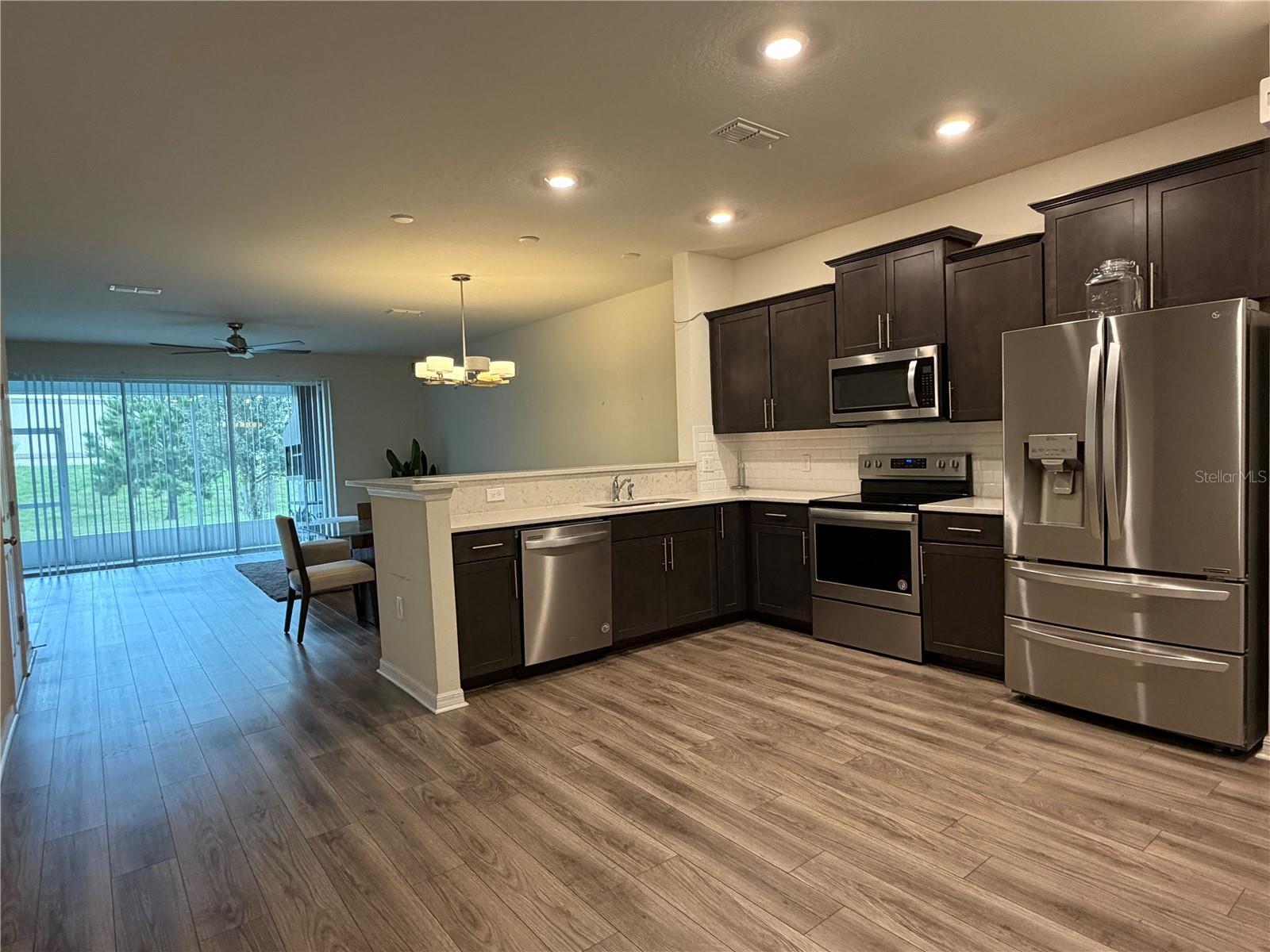 SOMERSET XINGS TR F REP - Residential