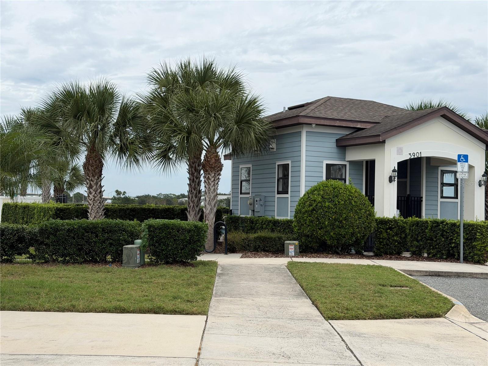 SOMERSET XINGS TR F REP - Residential