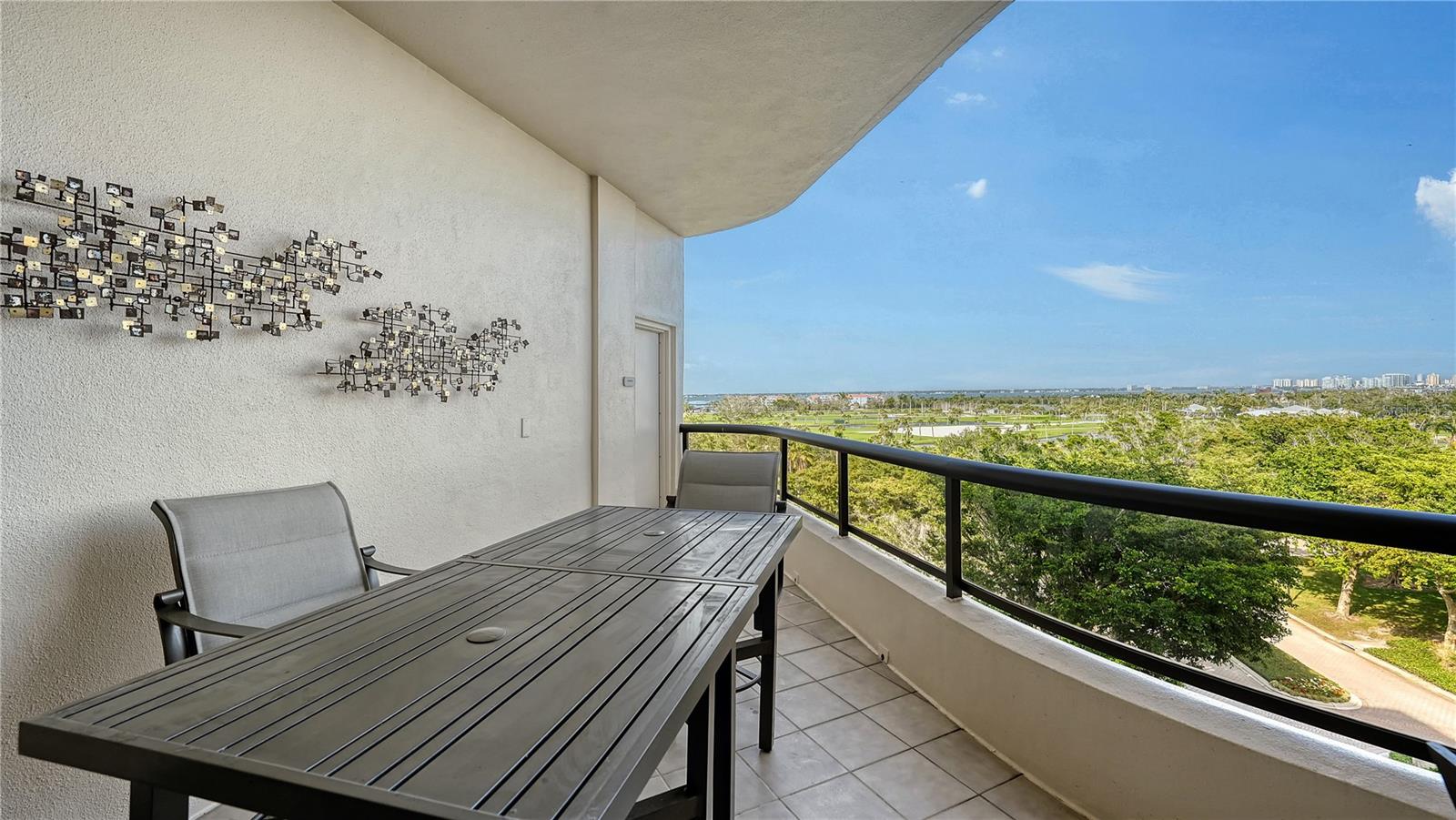 L AMBIANCE AT LONGBOAT KEY CLUB PH 02 - Residential