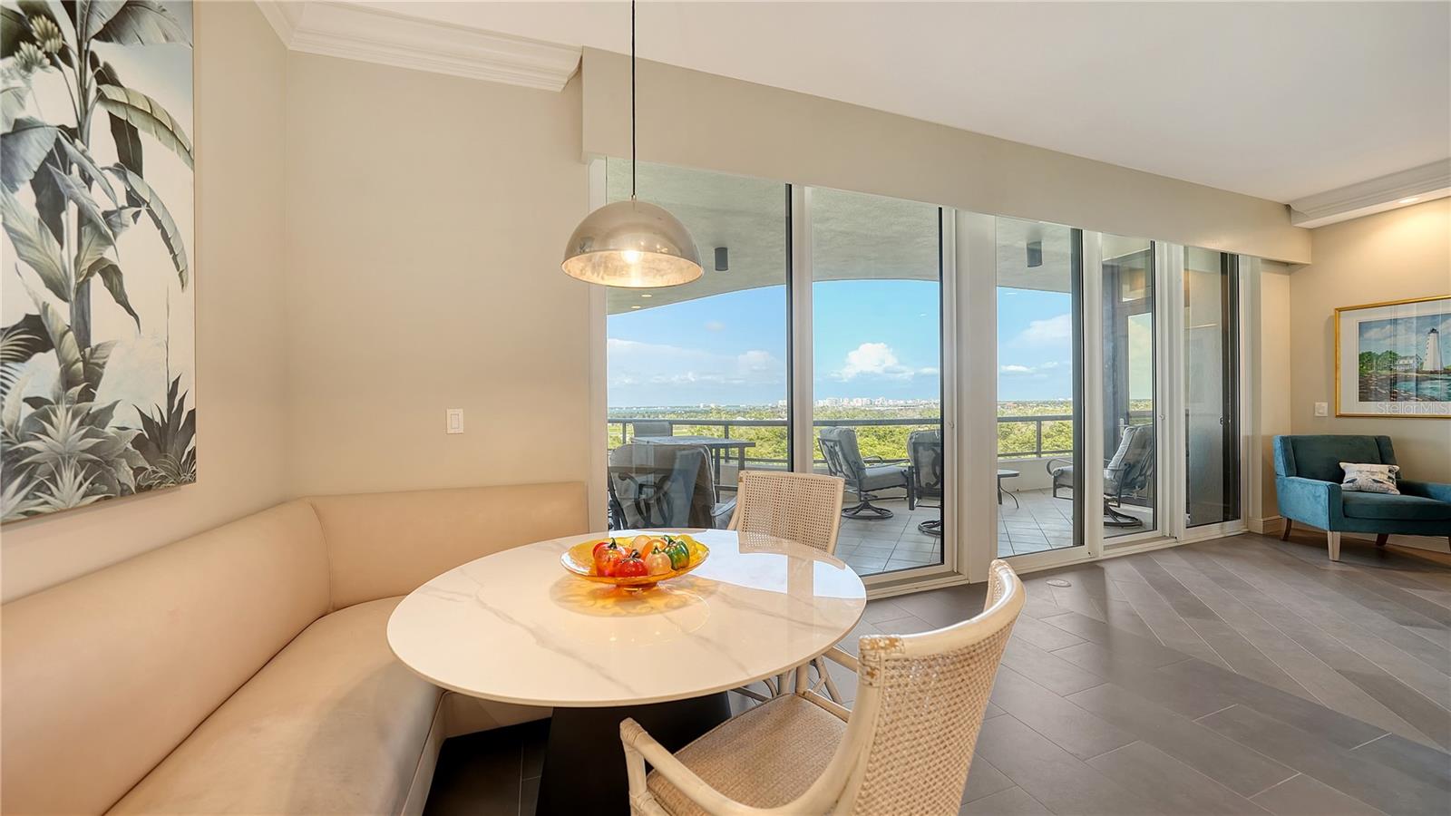 L AMBIANCE AT LONGBOAT KEY CLUB PH 02 - Residential