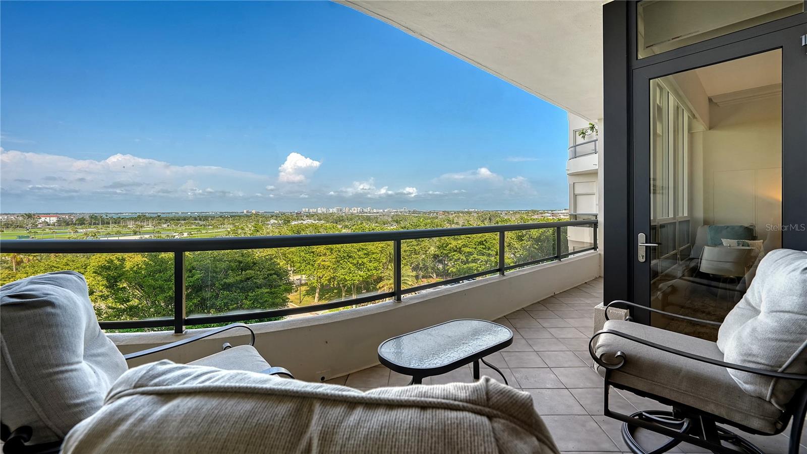 L AMBIANCE AT LONGBOAT KEY CLUB PH 02 - Residential