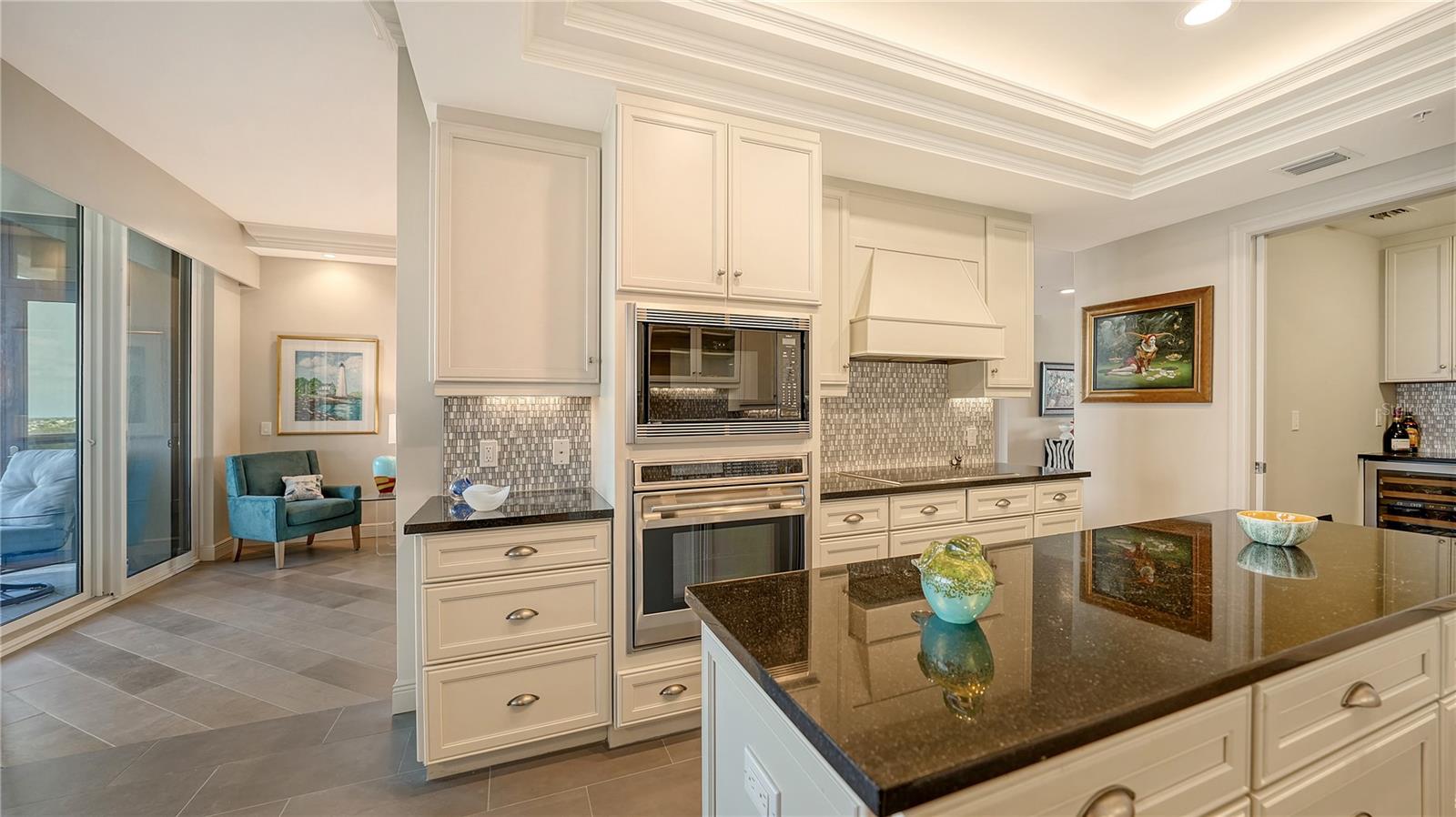 L AMBIANCE AT LONGBOAT KEY CLUB PH 02 - Residential