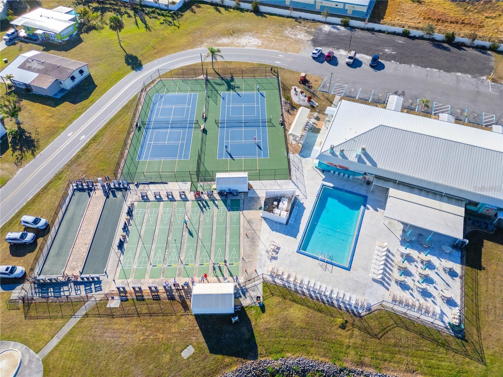 HOLIDAY MOB ESTATES 3RD ADD - Residential