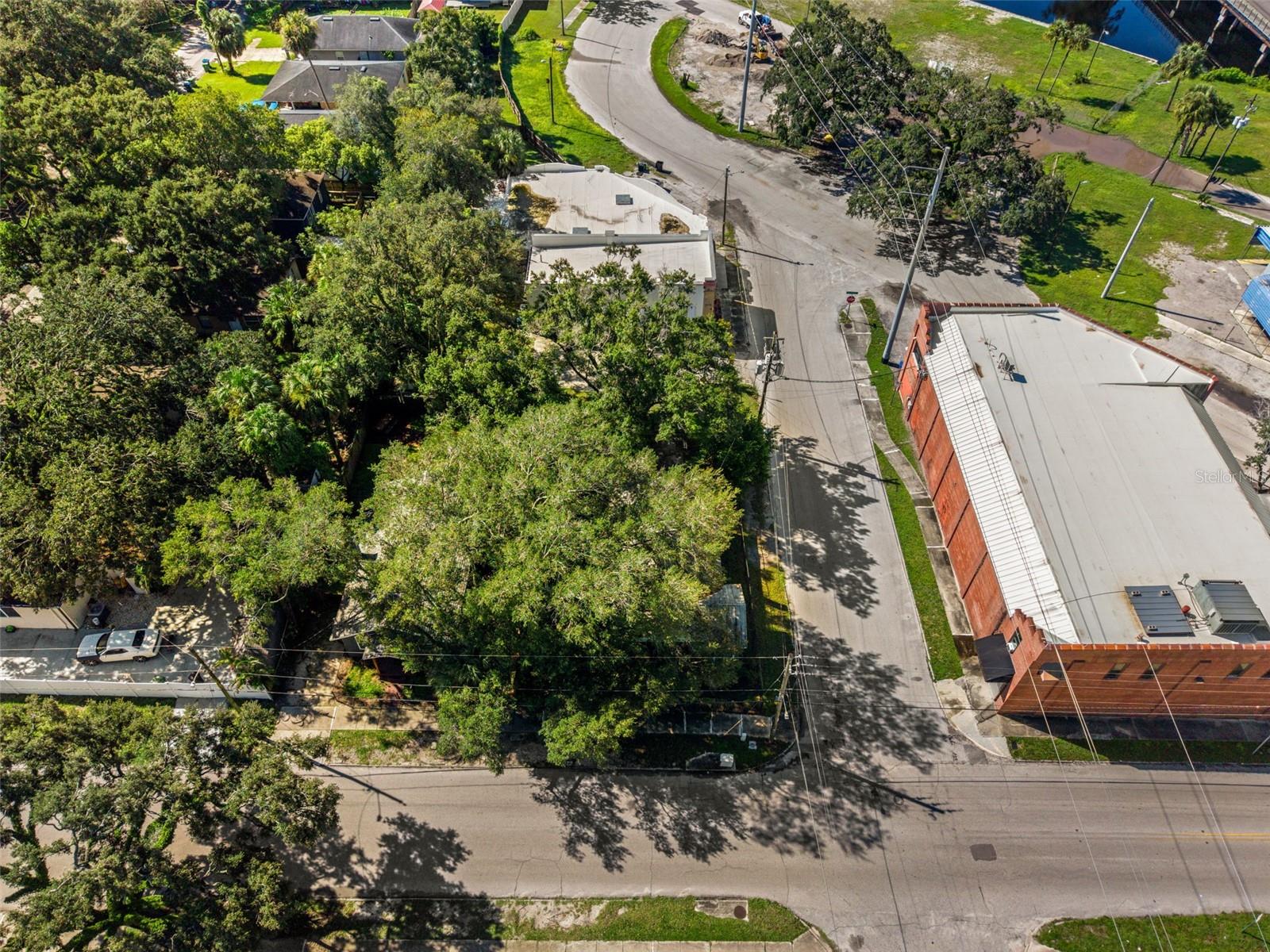 915 E SITKA STREET