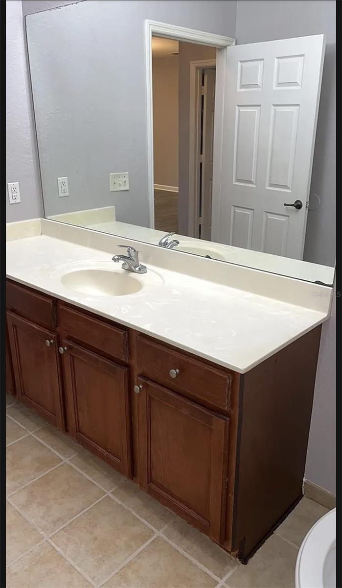 VILLAS AT SECRET LAKE CONDO - Residential