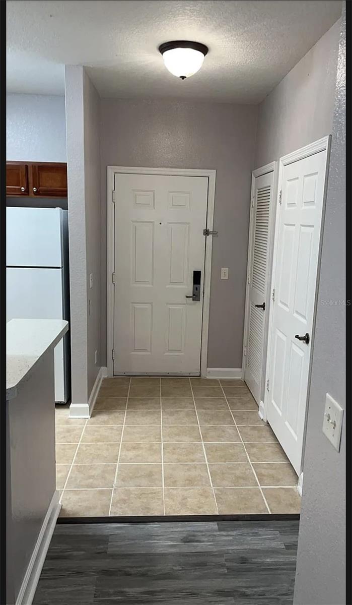 VILLAS AT SECRET LAKE CONDO - Residential