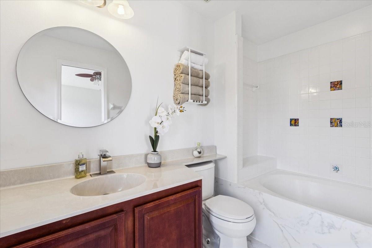 RIVERSIDE AT TWIN RIVERS UN 1 - Residential